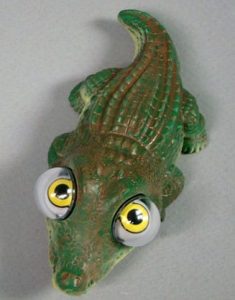 Alligator poppin peepers