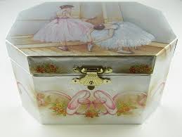 BALLERINA MUSIC BOX