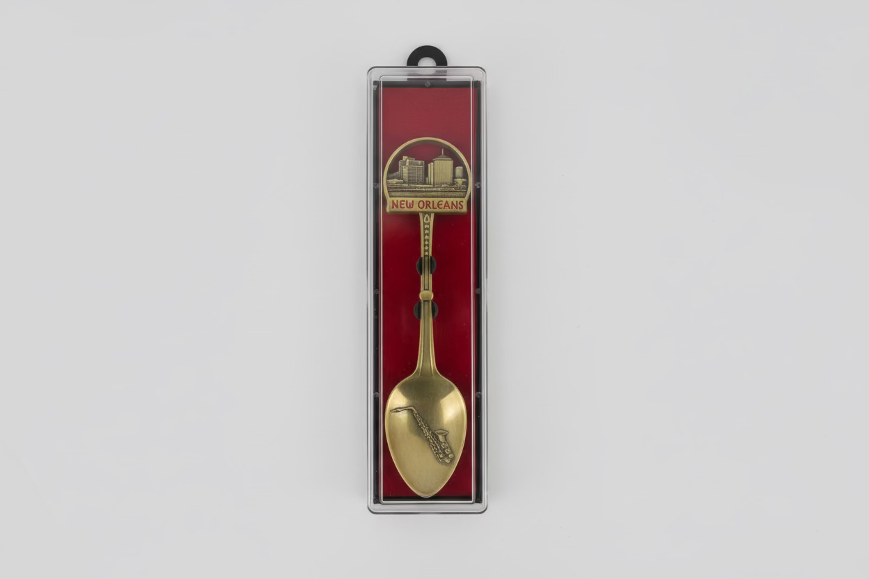 COLLECTIBLE GOLD SPOON