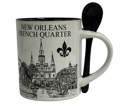 BIG CERAMIC MUG WITH BROWN SPOON